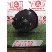 Ступица задняя правая Nissan Cefiro A33 VQ20DE RE4F04B FN44 2002 Z607