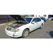Фонарь стоп-сигнала левый Nissan Cefiro PA33 VQ25DD RE4F04B FN40 1999 Z636
