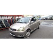 Капот Toyota Vitz NCP10 2NZ-FE U441E -06A 2001 Z738