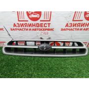 Решетка радиатора Subaru Legacy Lancaster BH9 EJ25 TZ1A4ZKCBA 2000 Z769