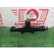 Домкрат Nissan Cube Z10 CG13(DE) RL4F03A FL40 1998 Z786